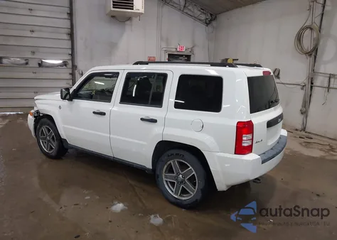 2009 Jeep Patriot Sport z USA, uszkodzony, nr VIN 1J4FF28B19D249580